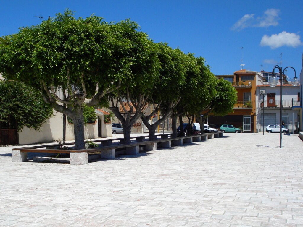 Torregrotta piazza Giovanni Tripoli